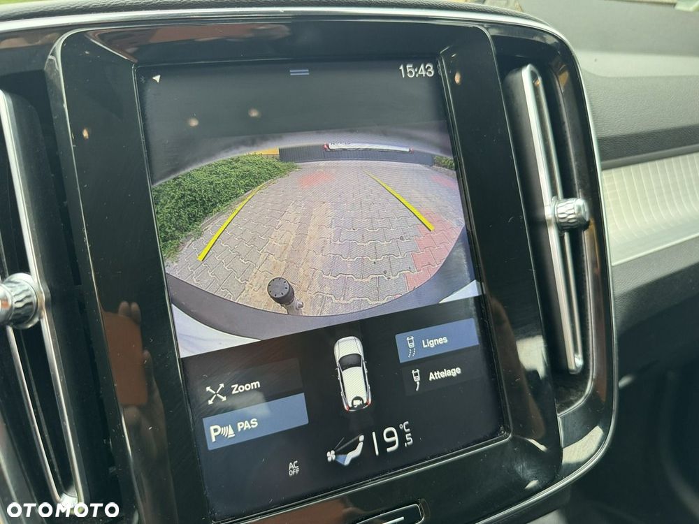 Volvo XC 40 D3 AWD Momentum - 10