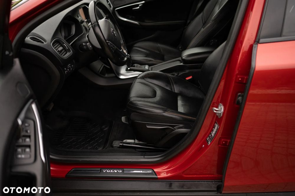 Volvo V40 2018