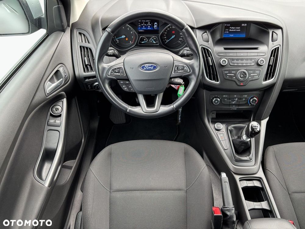 Ford Focus - 16