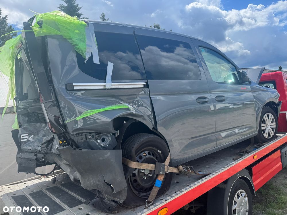 Volkswagen Caddy 2.0 TDI DSG - 4