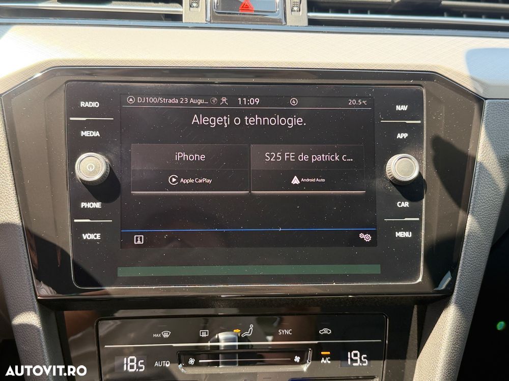 Volkswagen Passat 2.0 TDI DSG Highline - 19