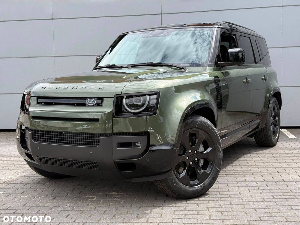 Land Rover Defender - 2