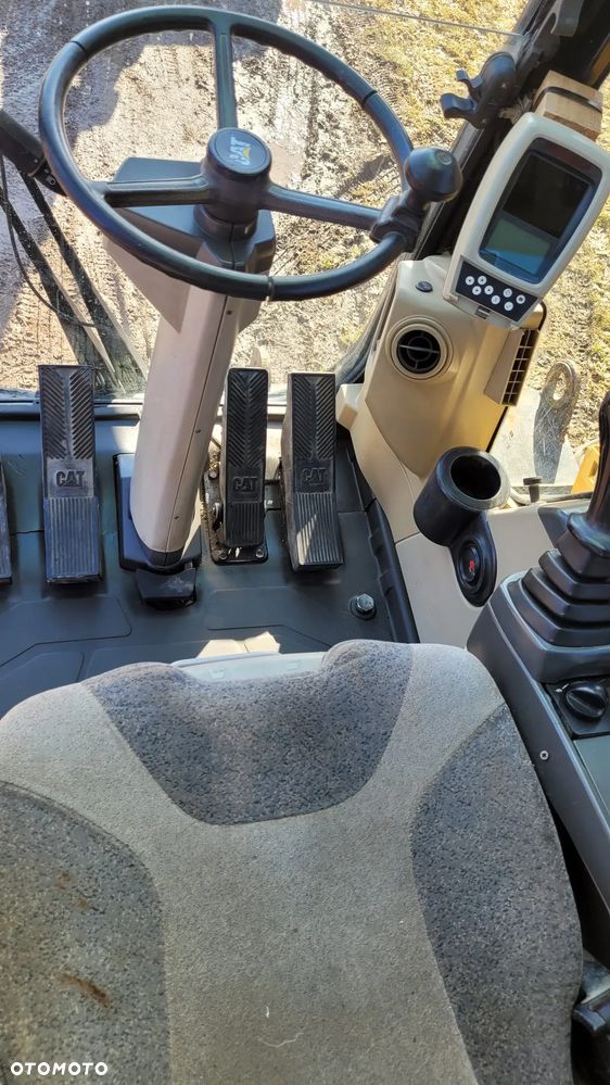 Caterpillar 313C - 8