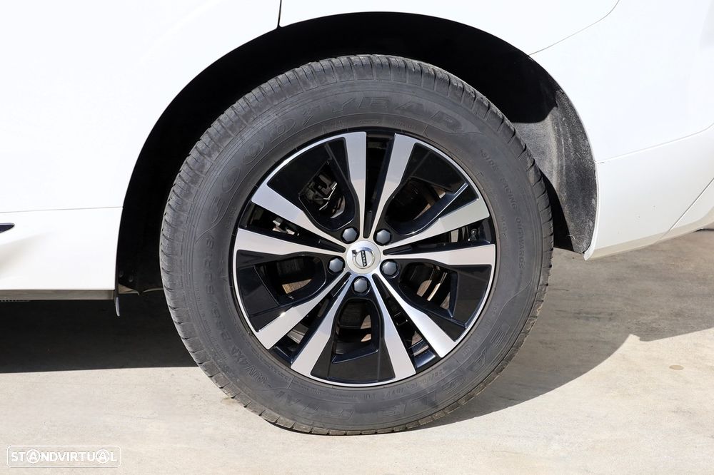 Volvo XC 60 2.0 T6 PHEV Inscription Expression AWD - 6