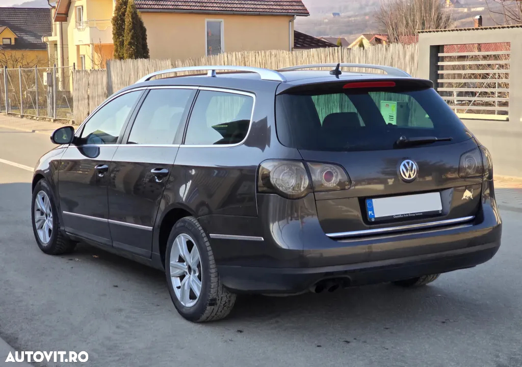Volkswagen Passat Variant 2.0 TDI Comfortline DPF DSG - 4