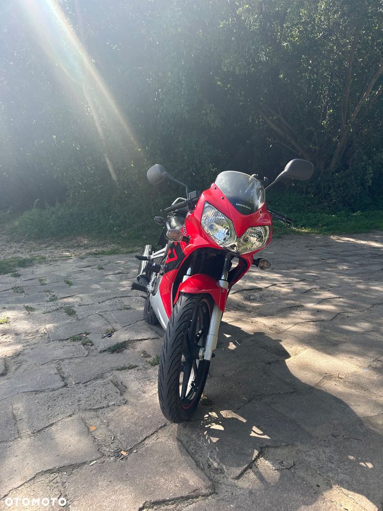 Honda CBR - 3