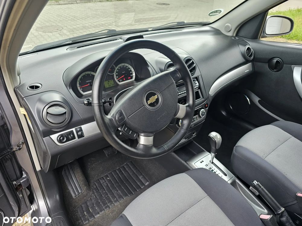 Chevrolet Aveo 1.4 16V LS - 9