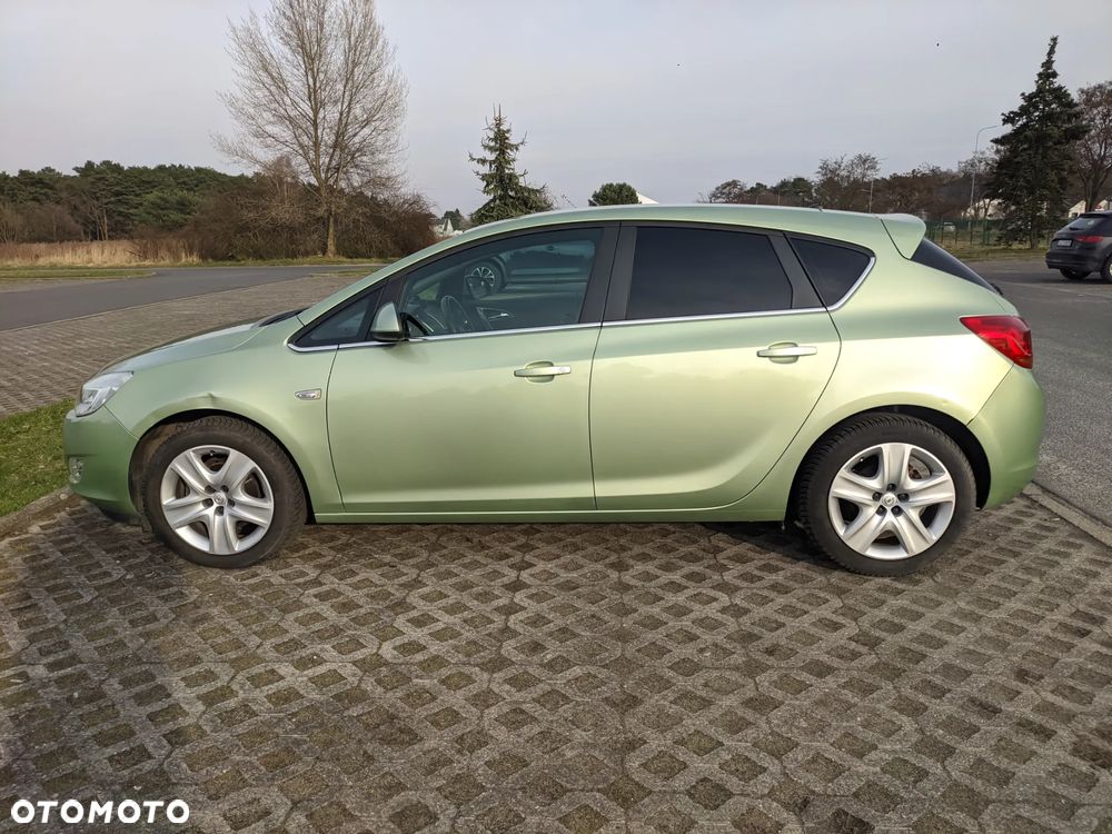 Opel Astra 1.4 Enjoy - 1