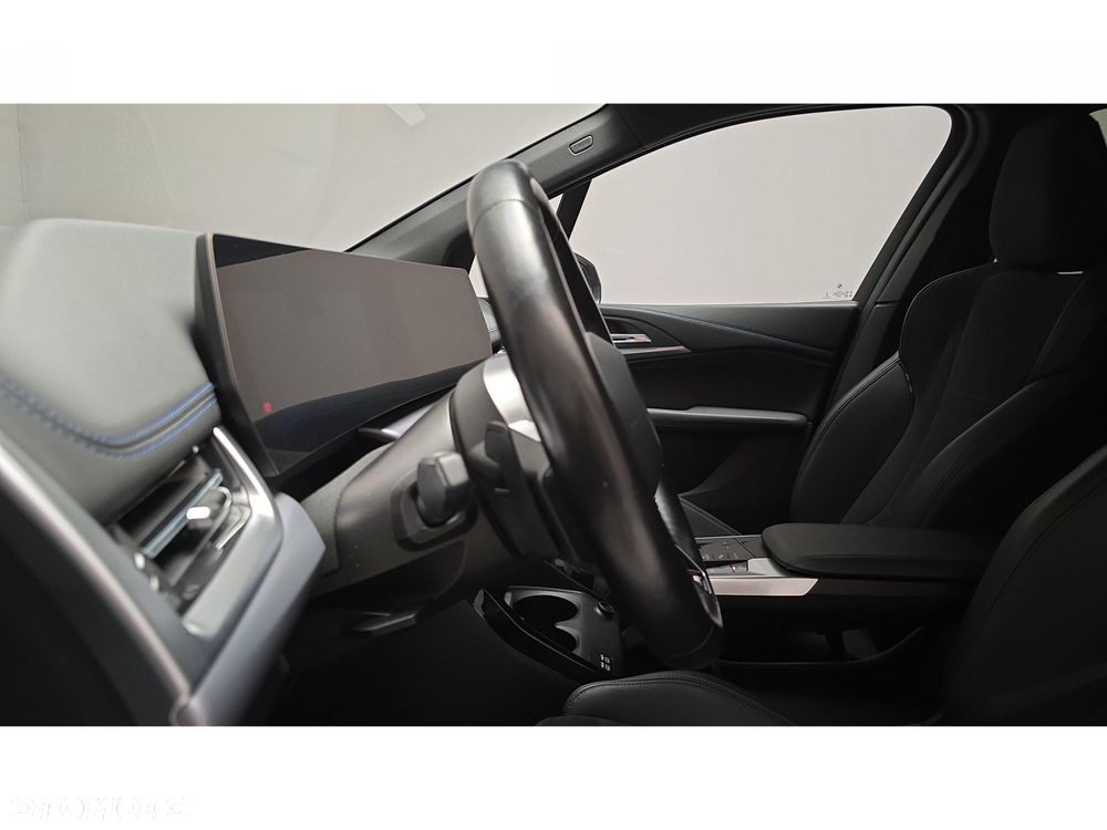 BMW Seria 2 - 27