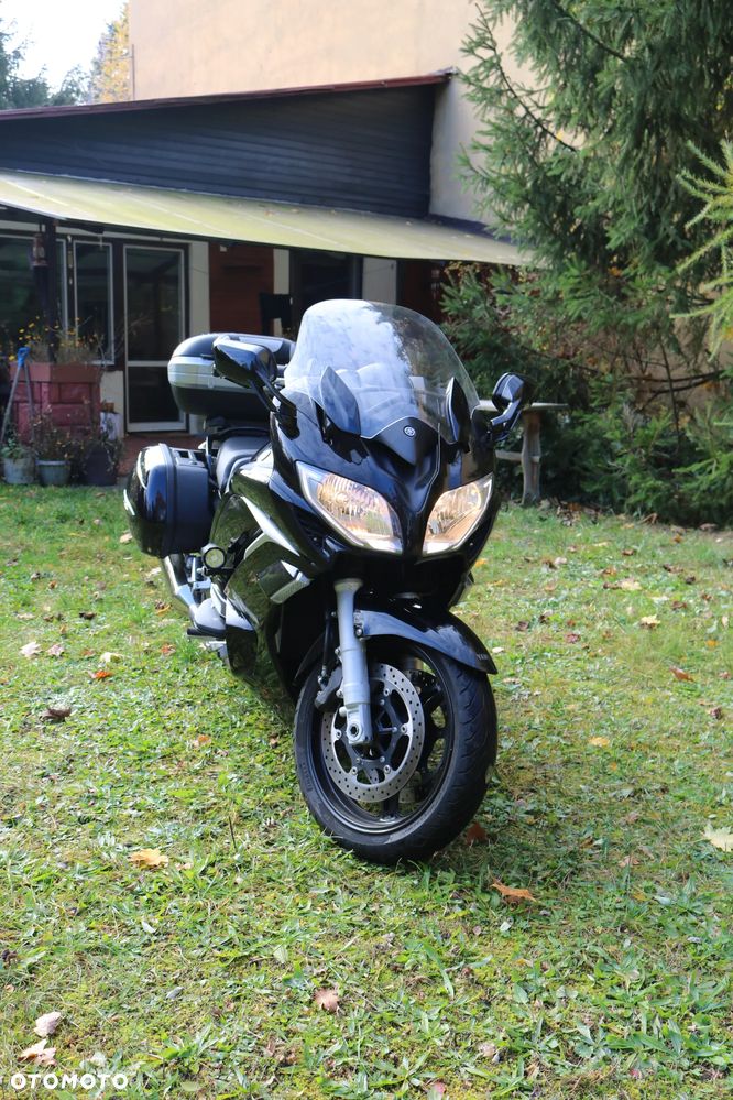 Yamaha FJR - 2