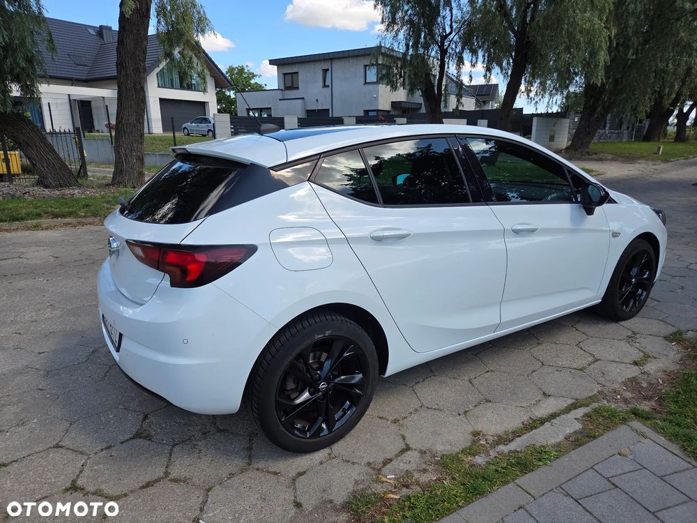Opel Astra 1.4 T Dynamic - 4
