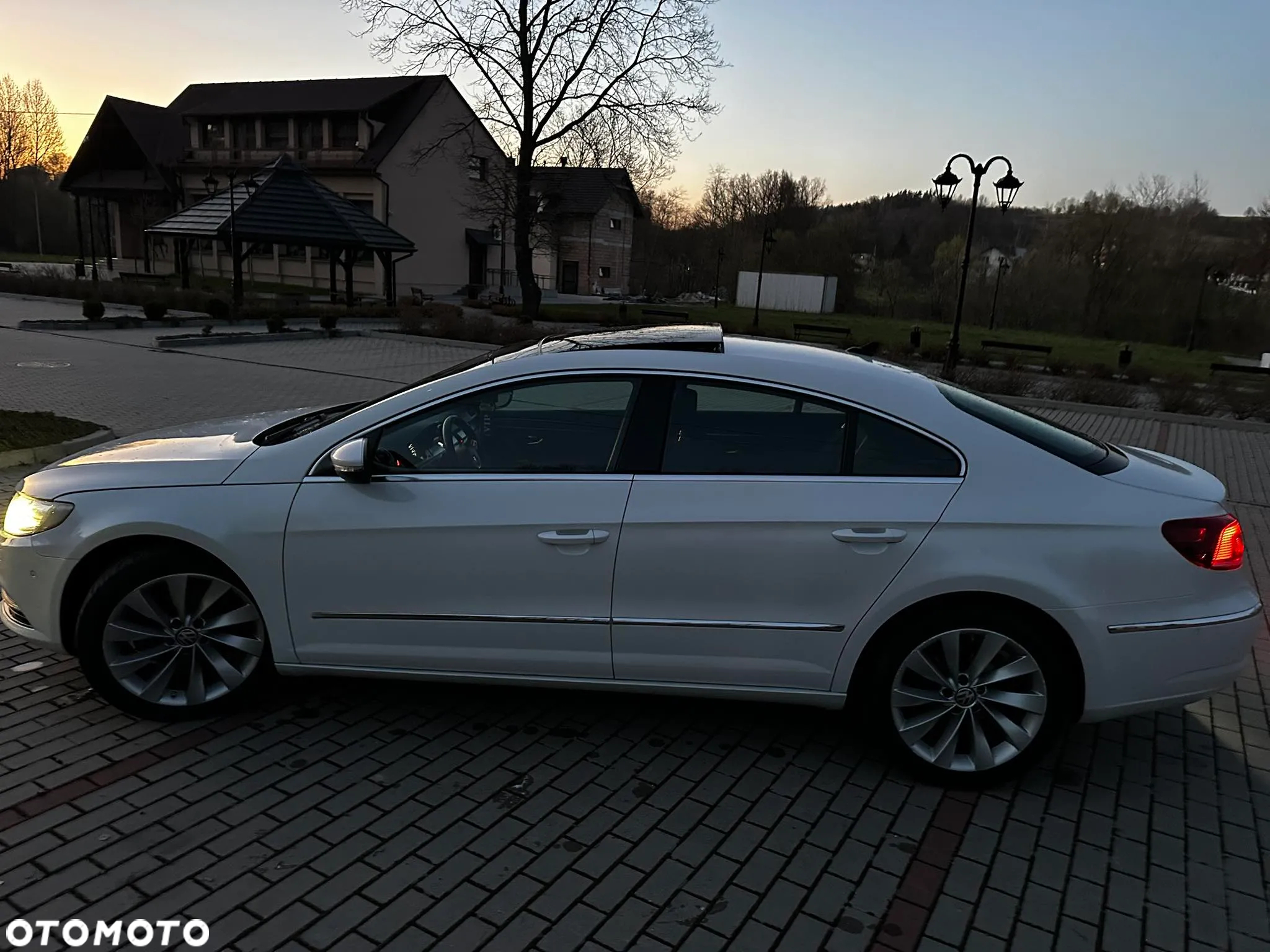Volkswagen CC 2.0 TSI DSG - 2