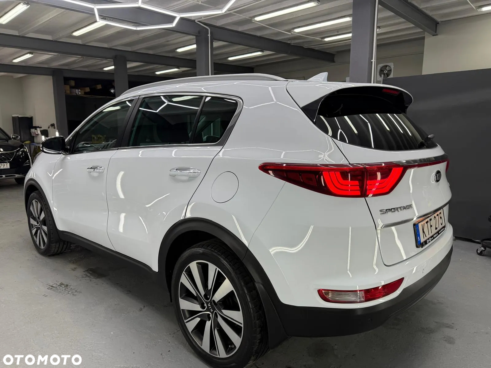Kia Sportage 1.7 CRDI Business Line L 2WD - 12