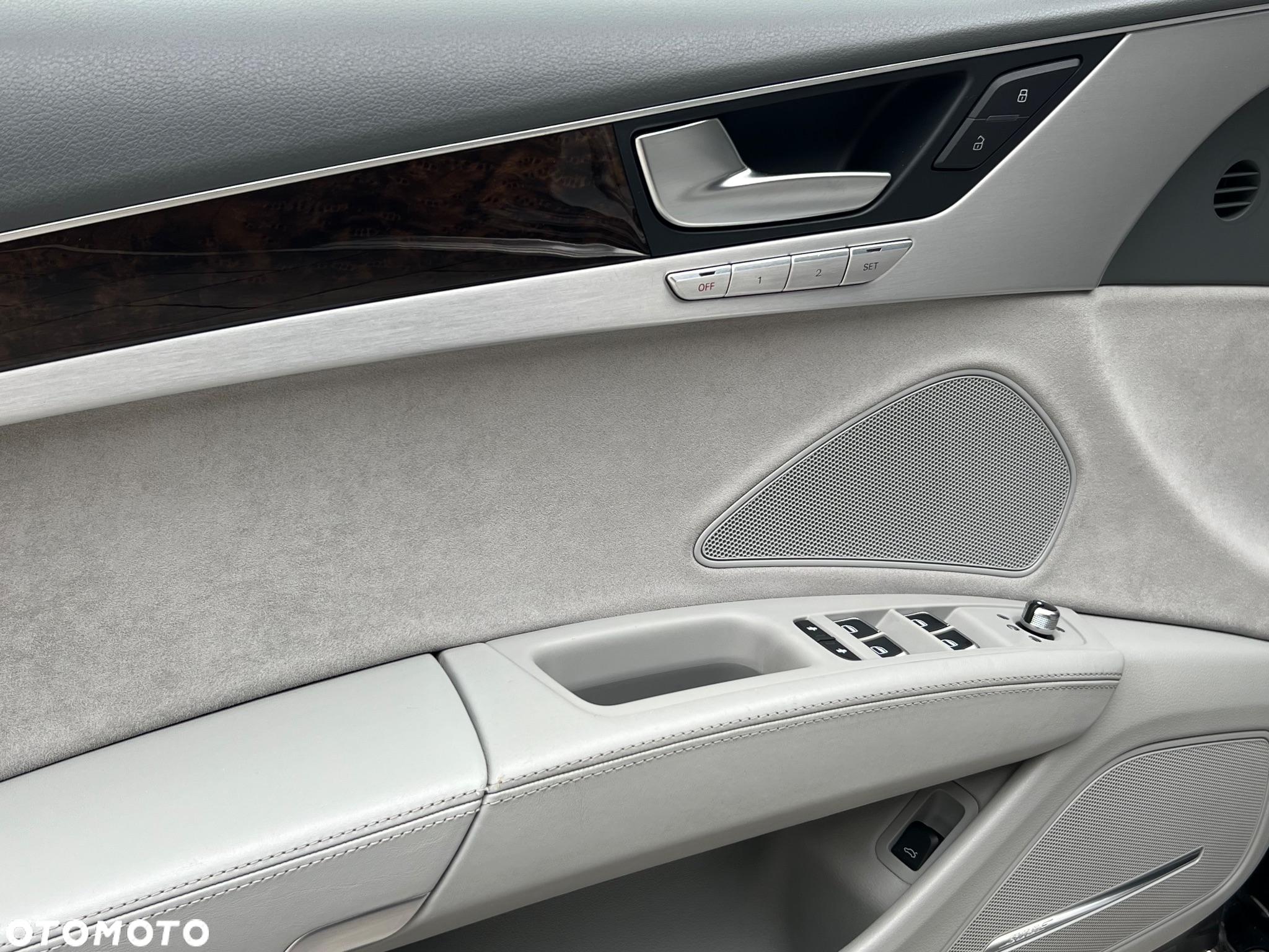 Audi A8 4.2 TDI DPF quattro tiptronic - 15