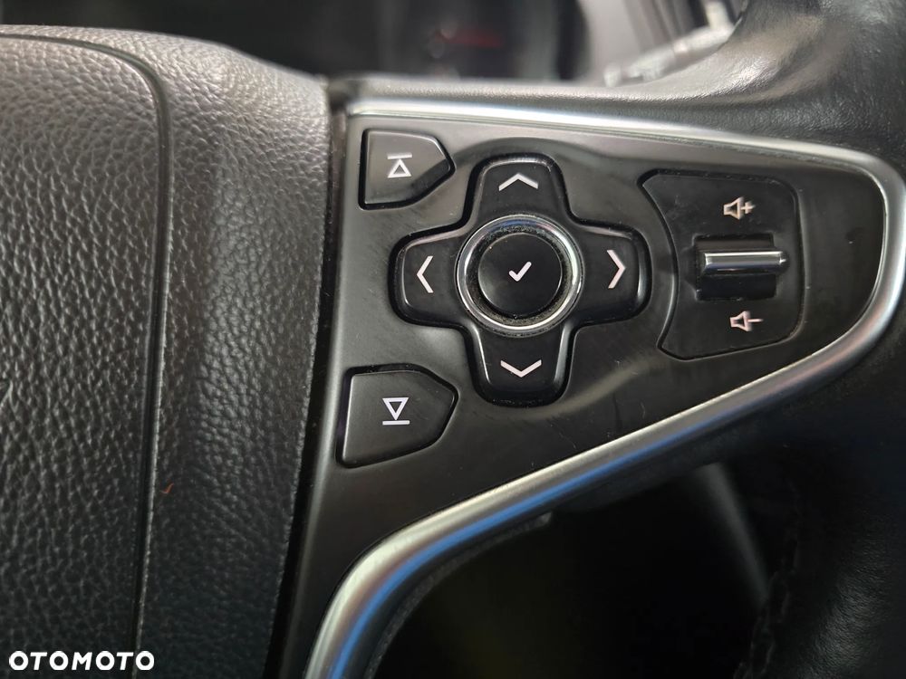 Opel Insignia 2.0 CDTI automatik Business Innovation - 28