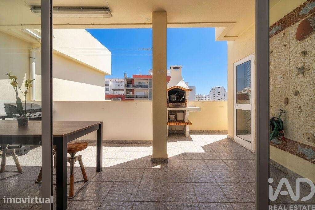 Apartamento T2 em Armação de Pêra - Grande imagem: 2/25