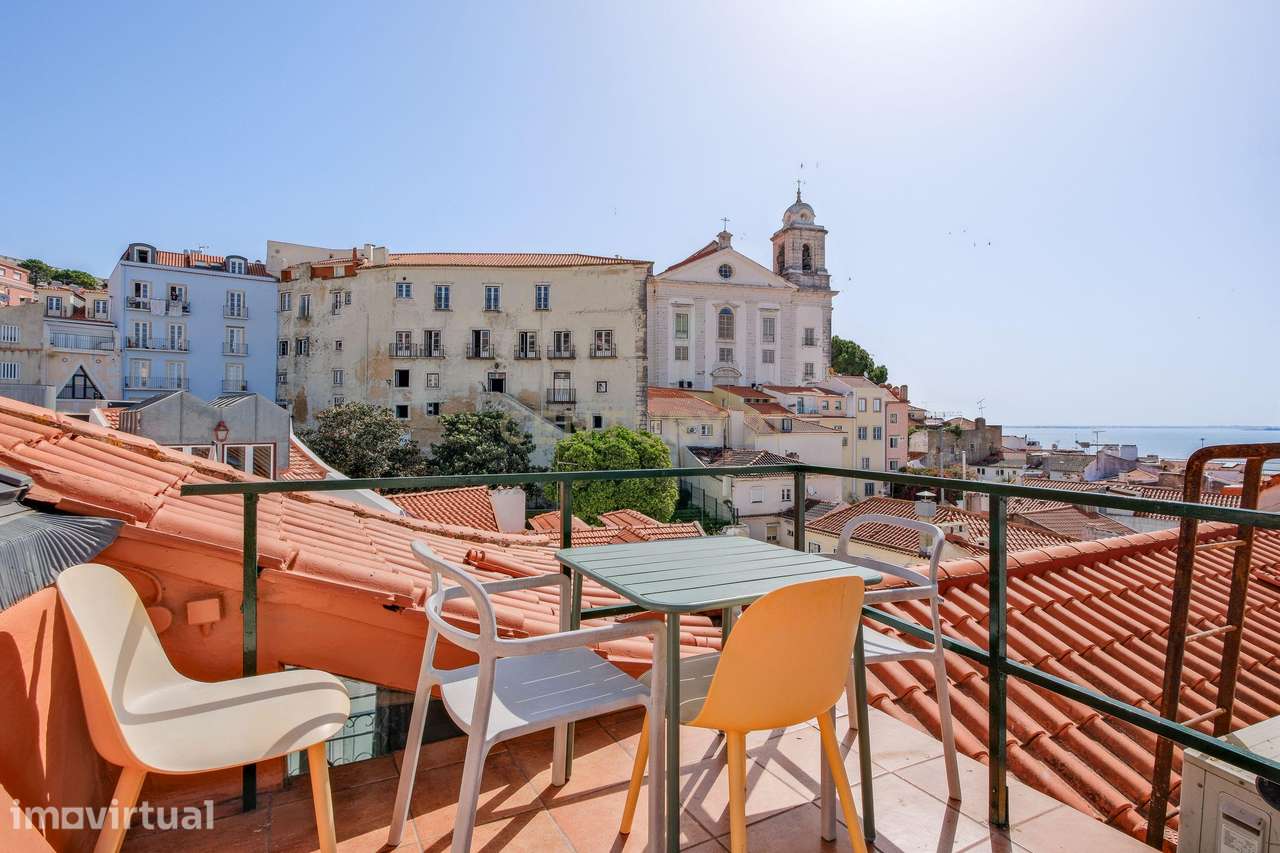 T1+1 com terraço rooftop vista sublime rio e Alfama - Grande imagem: 2/33