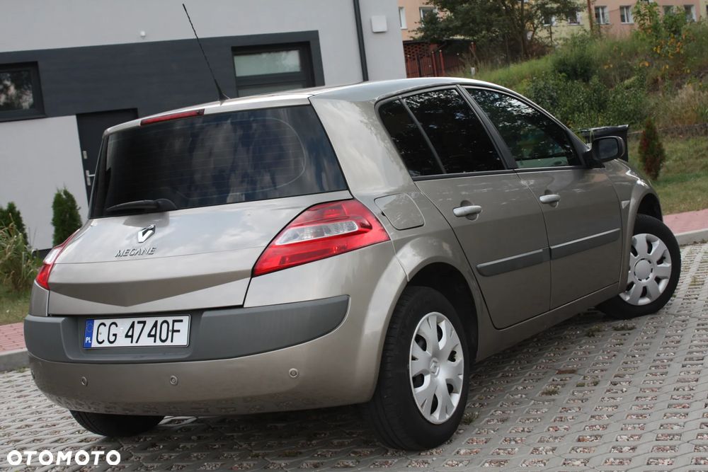Renault Megane 1.5 dCi Expression - 4
