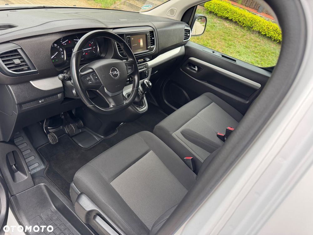 Opel Vivaro - 26