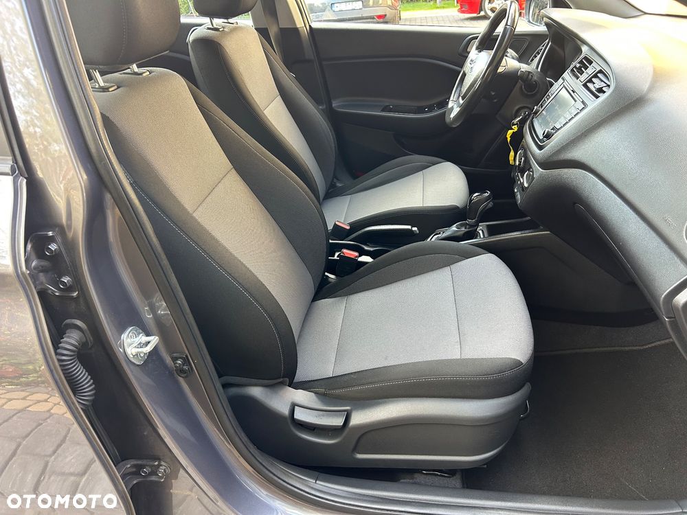 Hyundai i20 1.4 Active Premium - 28