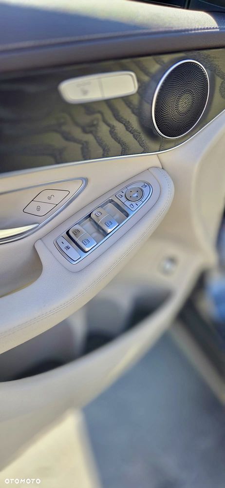Mercedes-Benz GLC 220 d 4-Matic - 9