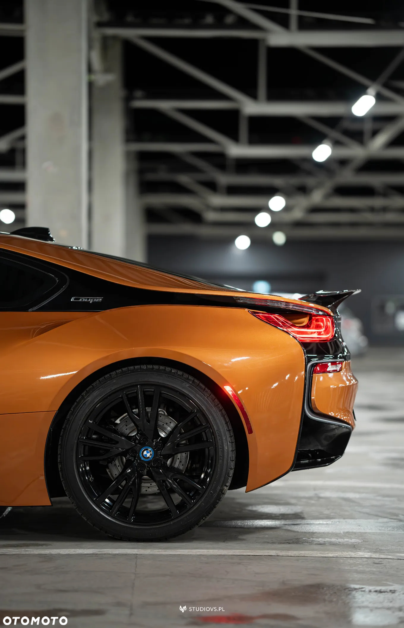 BMW i8 Coupe - 11