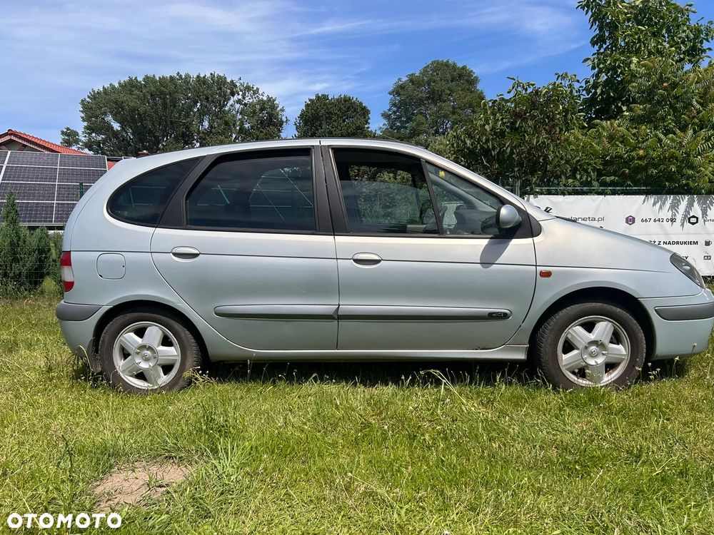 Renault Scenic 1.9 dCi Authentique - 7