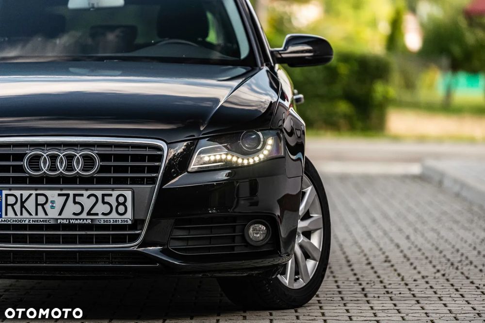 Audi A4 Avant 2.0 TDI S tronic - 8