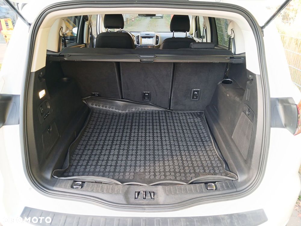 Ford S-Max 2.0 TDCi Titanium PowerShift - 25