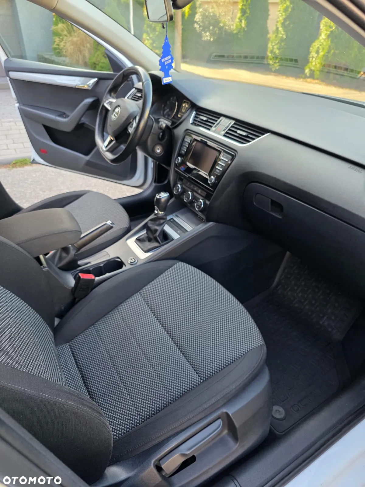 Skoda Octavia 1.4 TSI Ambition - 24