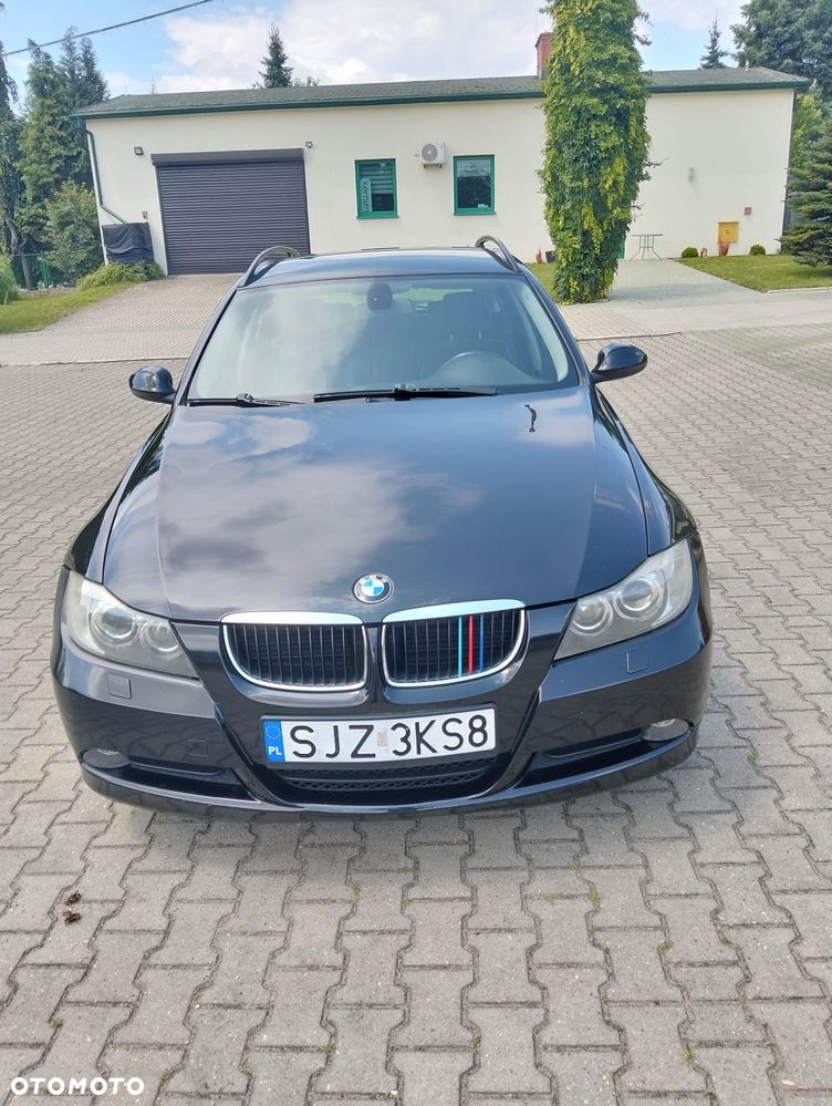 BMW Seria 3 318i - 1