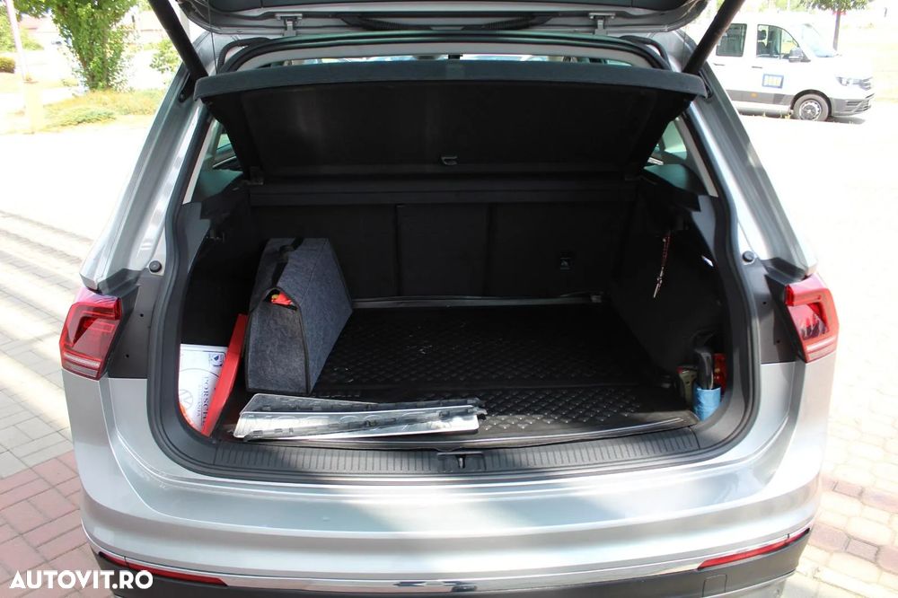 Volkswagen Tiguan 2.0 TDI 4Mot DSG Comfortline - 22