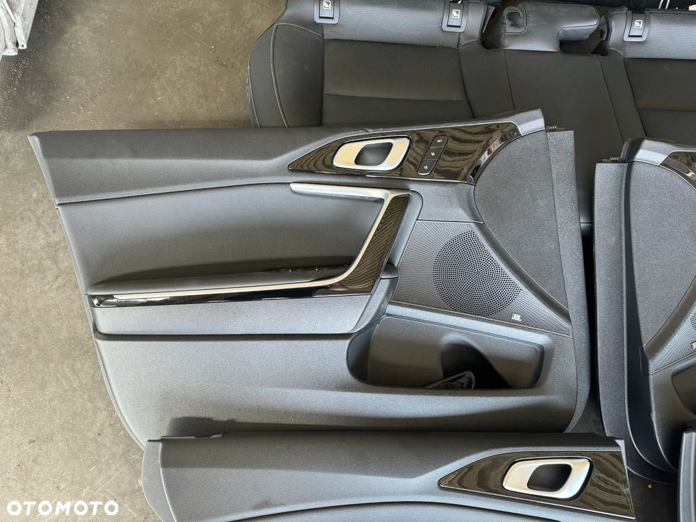 Fotele komplet wnętrze skóra Kia Ceed III LIFT GT HB - 7