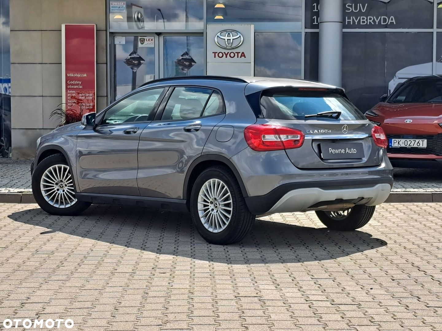 Mercedes-Benz GLA 180 d - 4