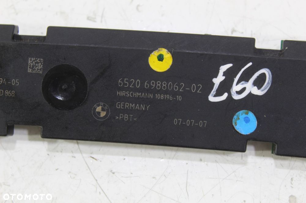 WZMACNIACZ ANTENOWY DIVERSITY BMW E60 6988062 - 2