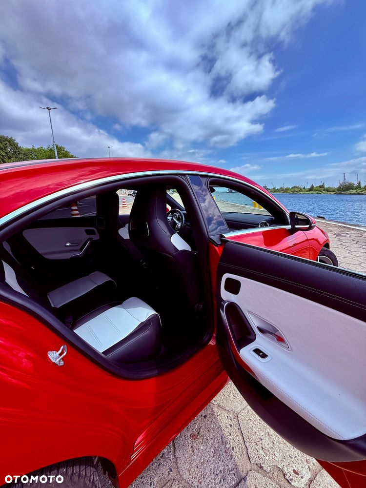 Mercedes-Benz CLA 180 d AMG Line 7G-DCT - 24