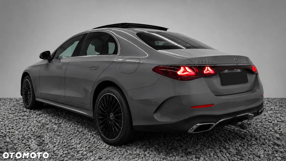 Mercedes-Benz Klasa E 400e 4Matic 9G-TRONIC AMG Line NIGHT Edition - 4