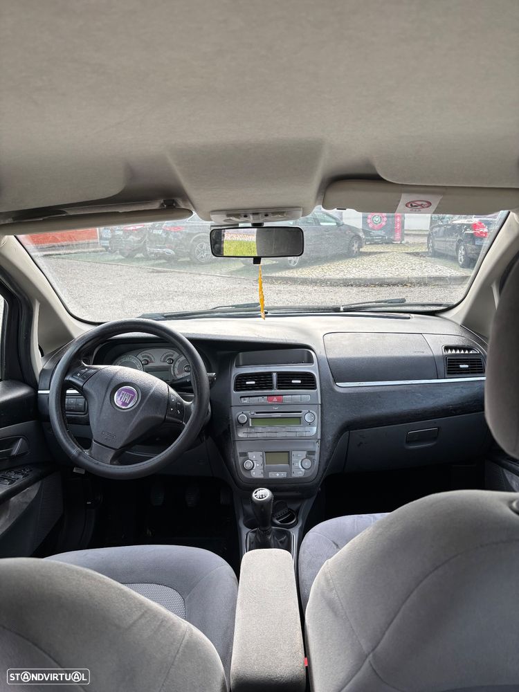 Fiat Linea 1.3 M-Jet Emotion - 4
