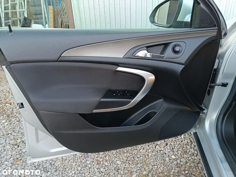 Opel Insignia 1.6 Turbo Design Edition - 28