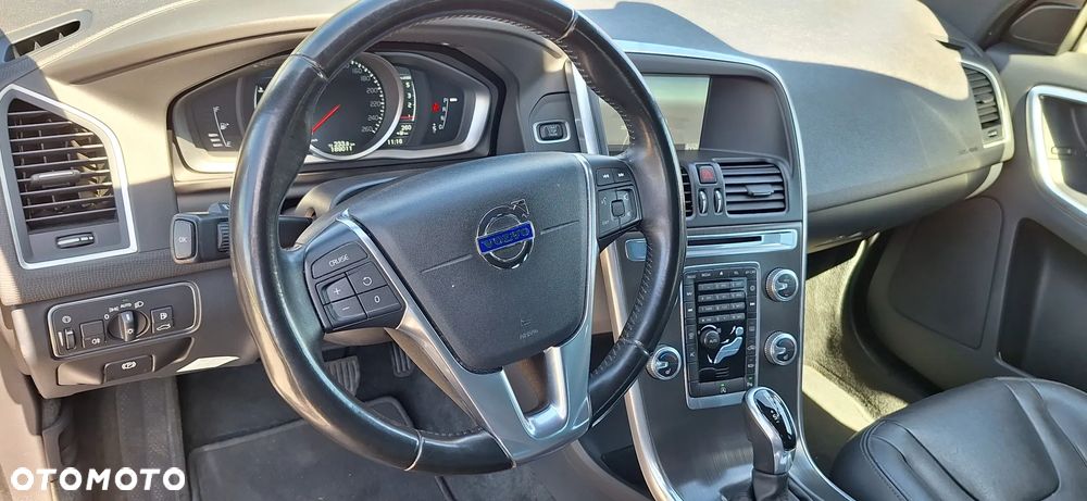 Volvo XC 60 - 16