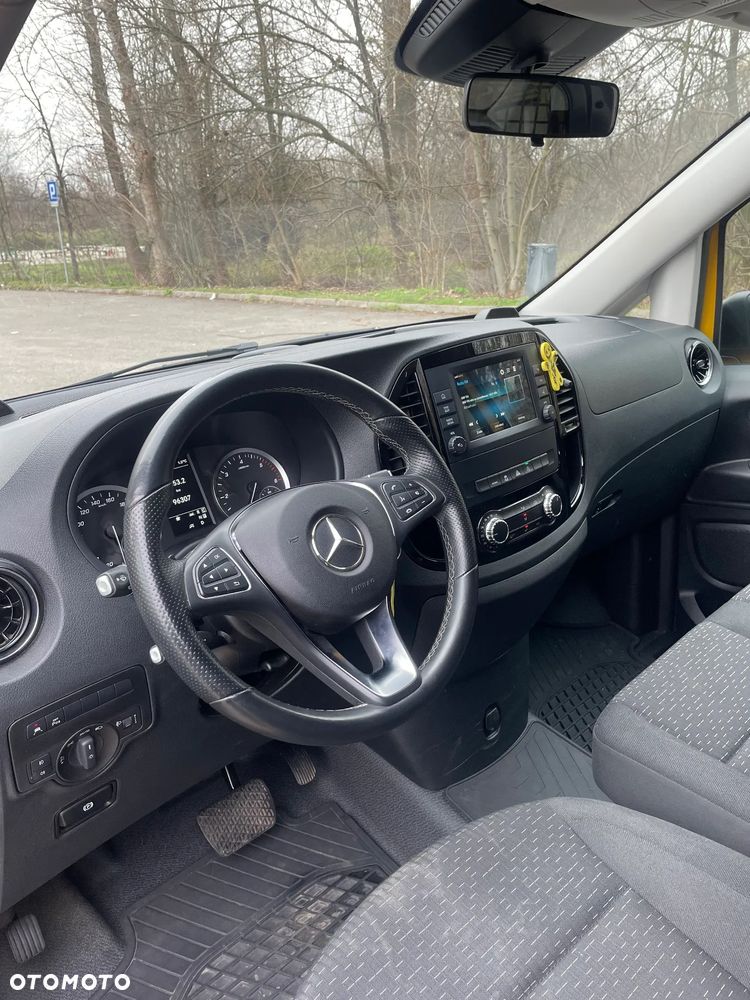 Mercedes-Benz VITO - 25