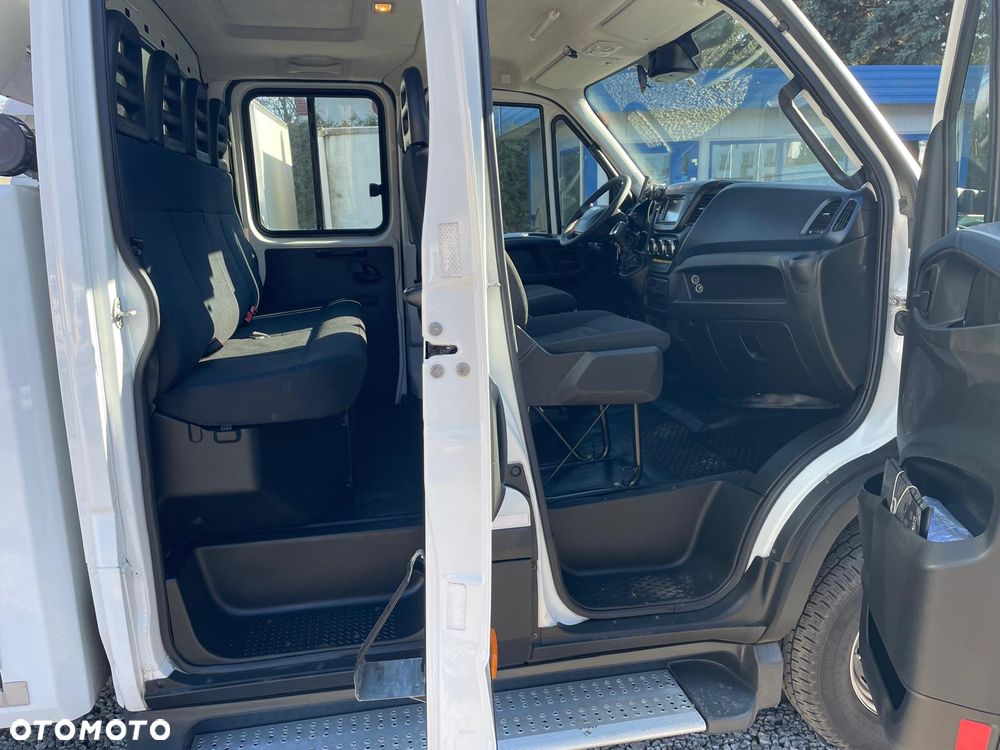 Iveco Daily 70C18 Hi-Matic Pomoc drogowa Holownik 2019r - 16