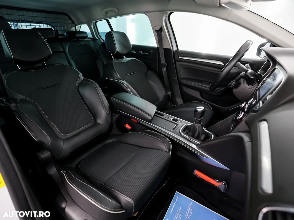 Renault Megane TCe 115 GPF LIMITED - 7