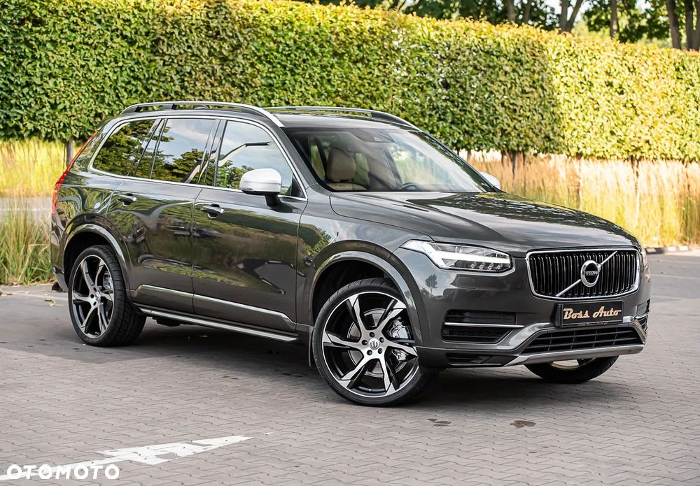 Volvo XC 90 D5 AWD R-Design - 2