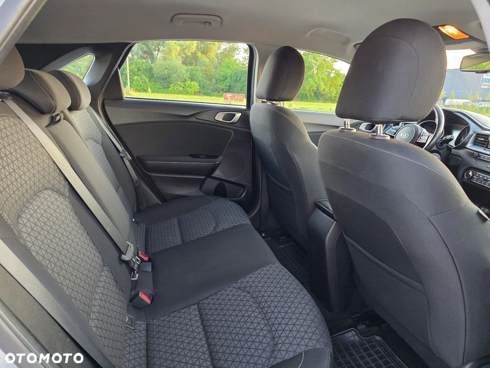 Kia Ceed 1.4 T-GDI L - 19