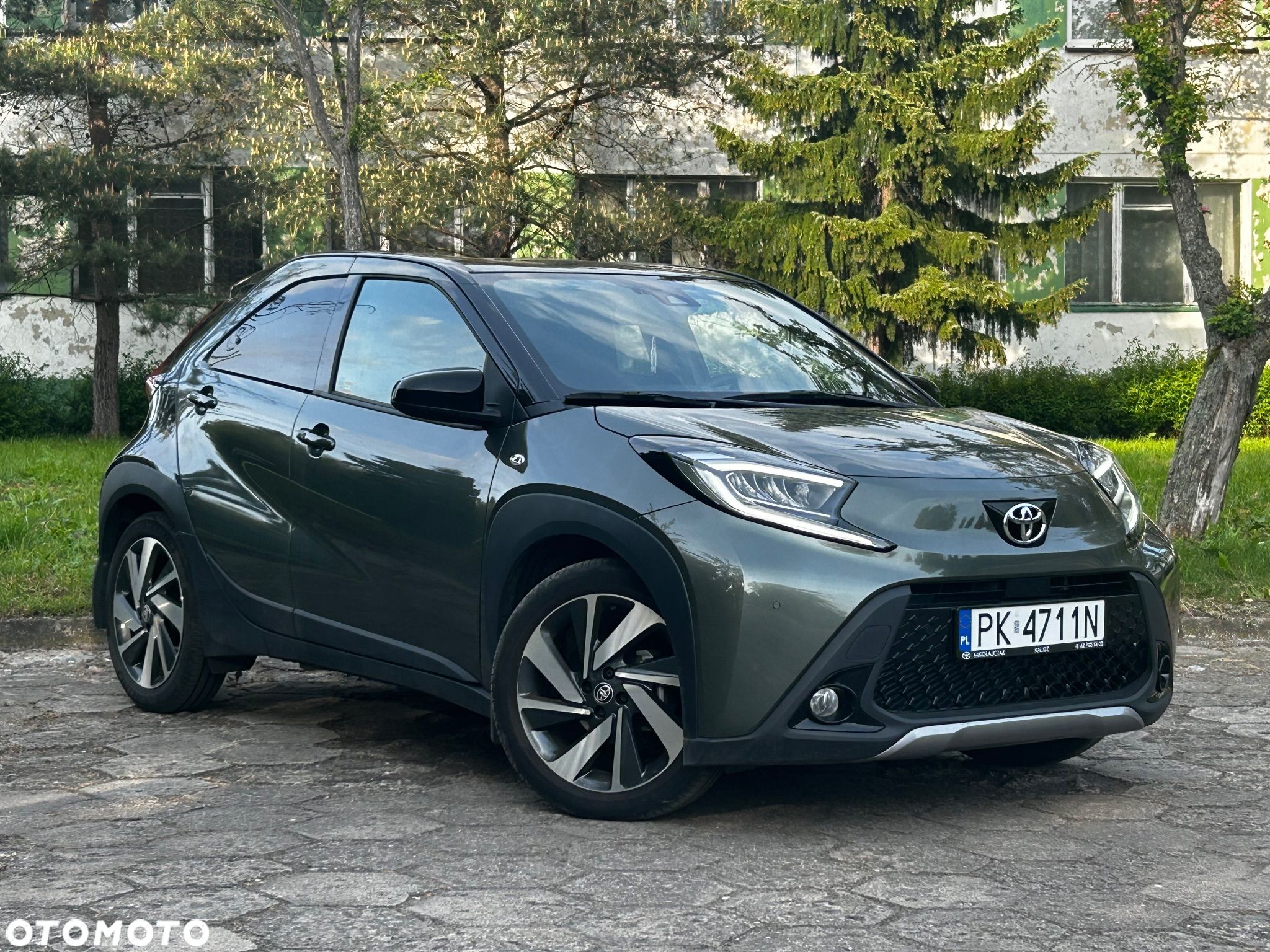 Toyota Aygo X 1.0 VVT-i Executive - 1