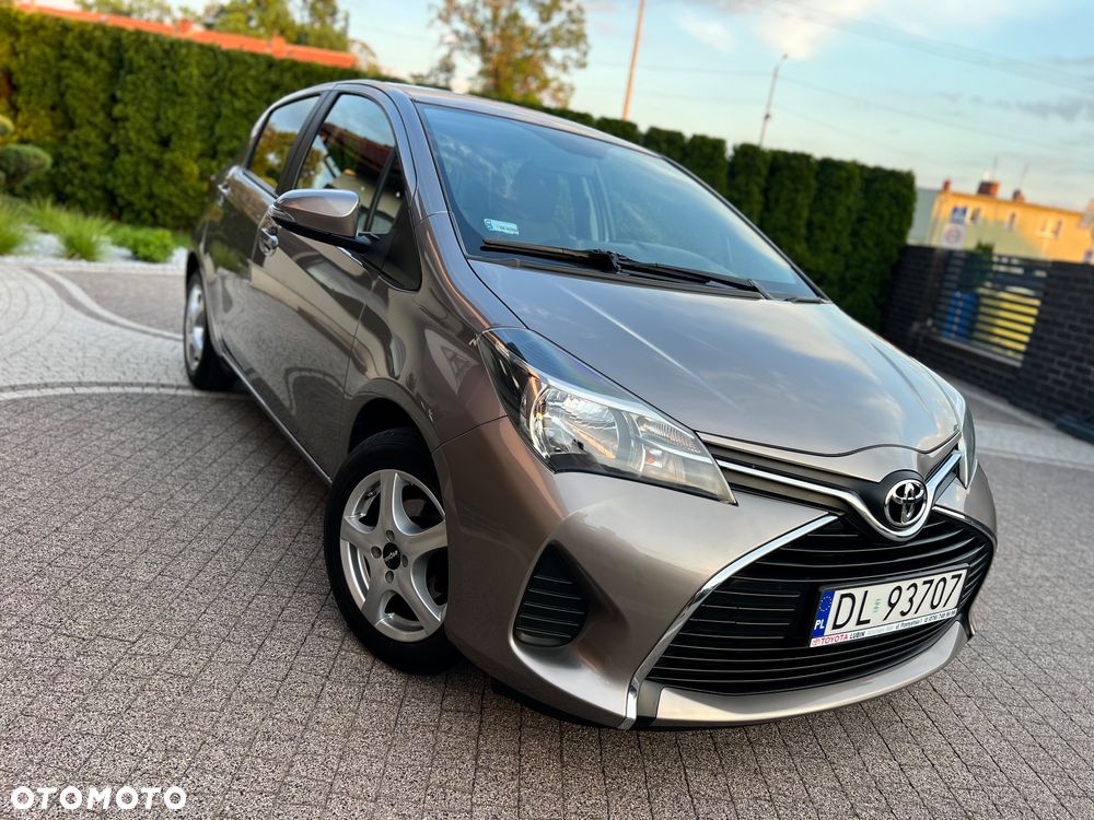 Toyota Yaris 1.0 Premium EU6 - 16