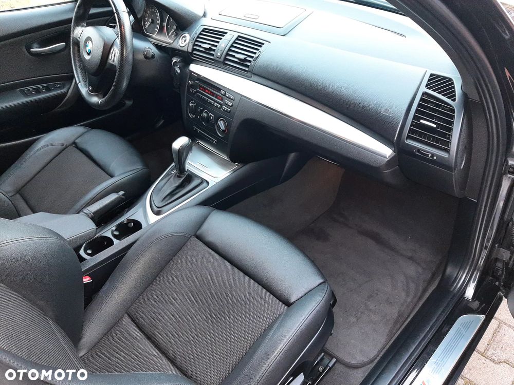 BMW Seria 1 118i Edition Sport - 11