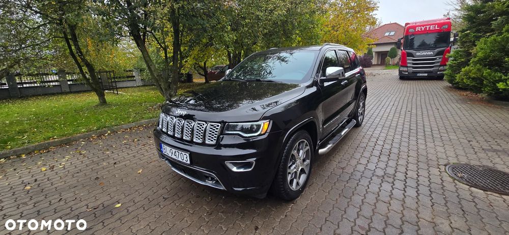 Jeep Grand Cherokee - 36
