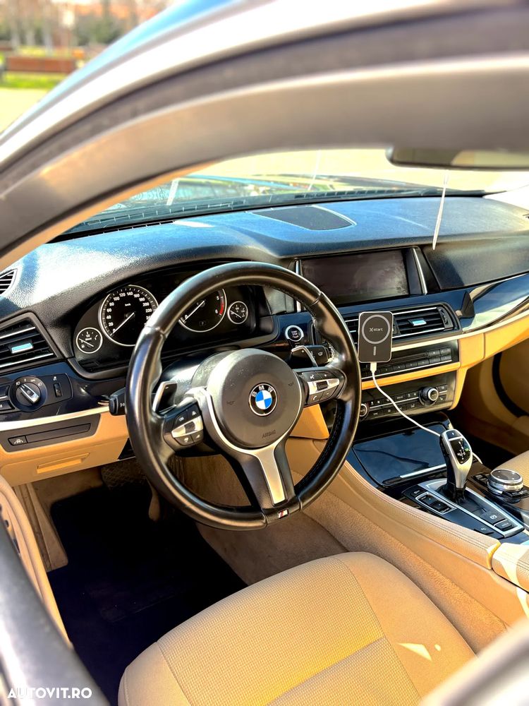 BMW Seria 5 525d Aut. Luxury Line - 9